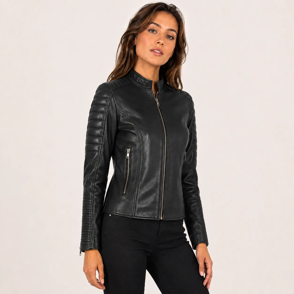 Sorella Gesteppte Schwarze Leder Bikerjacke für Damen – Bild 3